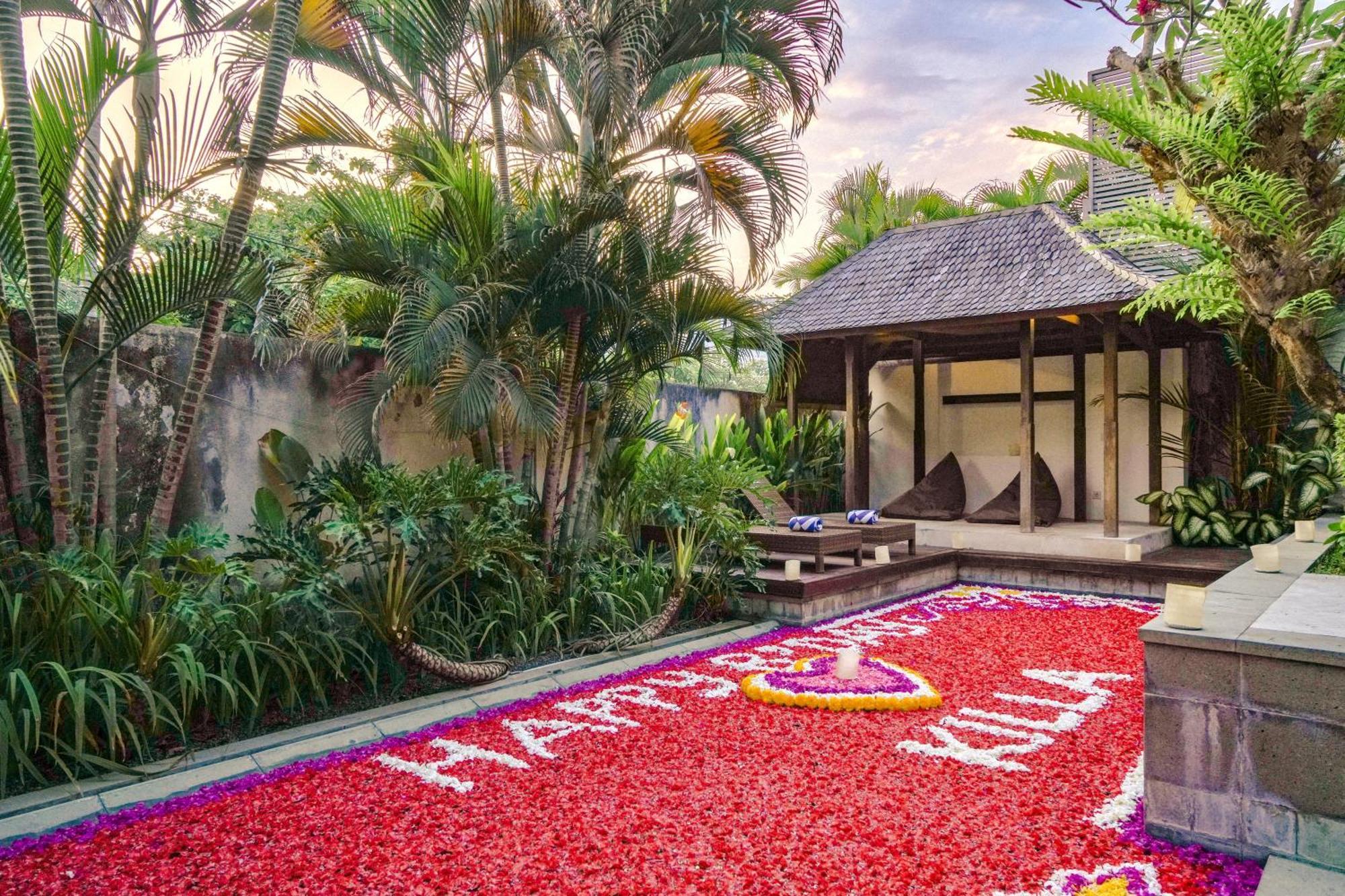 Bale Gede Luxury Villas Seminyak Exterior foto